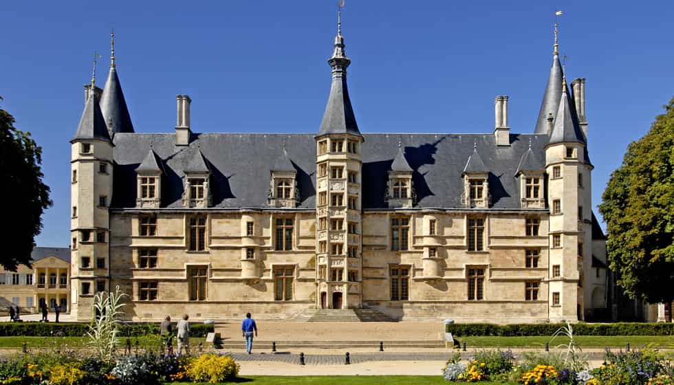 Palais ducal de Nevers